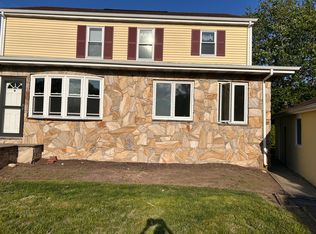 14 Greendale St #2, South Dartmouth, MA 02748