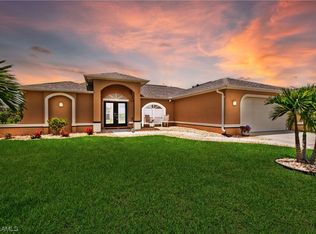 330 SE 13th St, Cape Coral, FL 33990