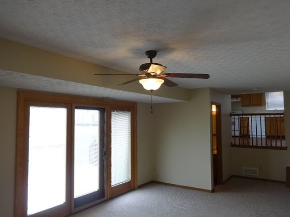 3rd image of 3134 Olympic Club Dr