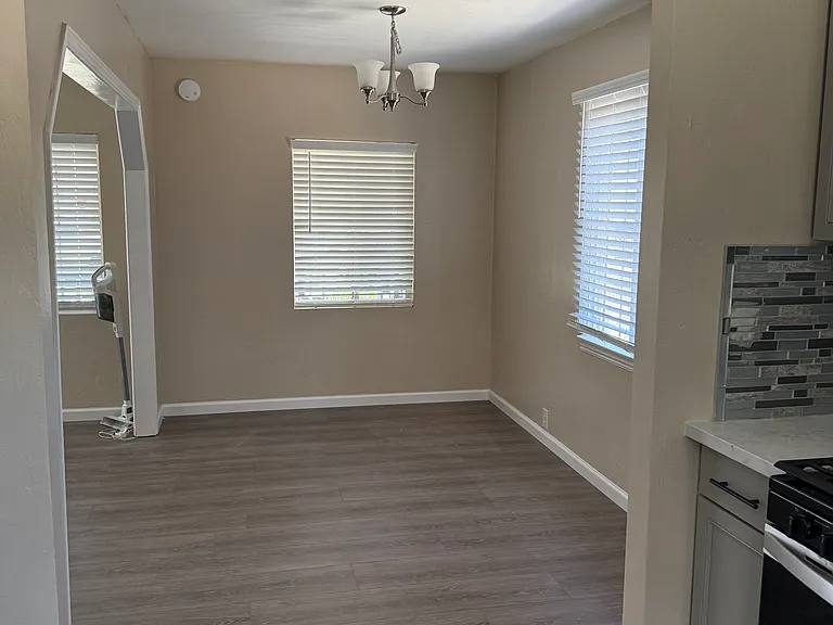 34942 Beech Ave — Photo 5