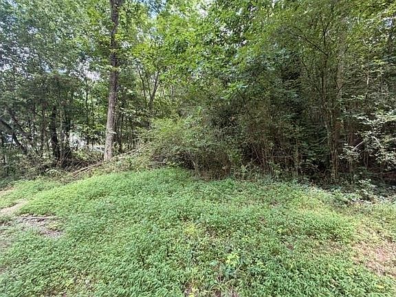 2nd image of 280 Nixon Rd #37