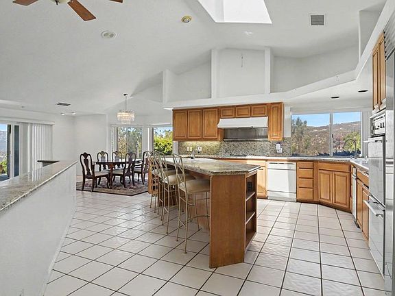 2nd image of 2567 Starkey Way