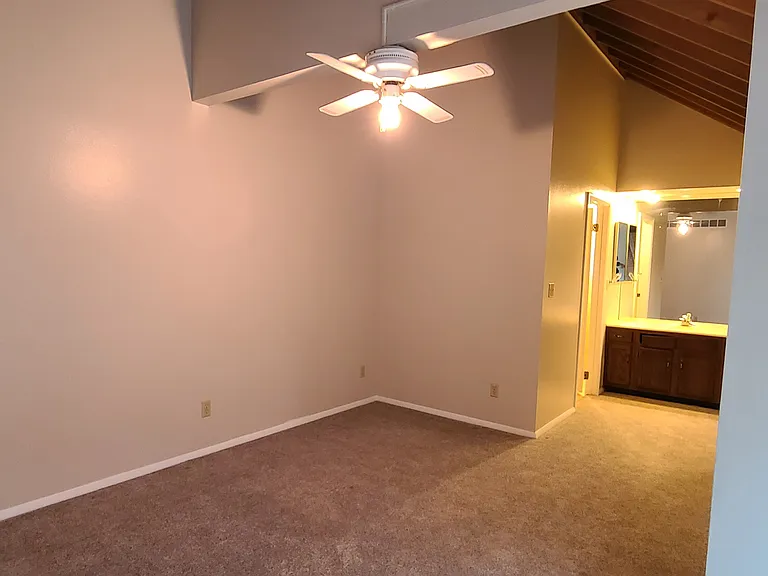 9A Glendale Ln #A — Photo 14