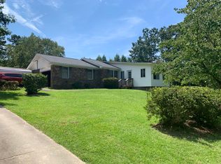 6194 Fish Rd, Dalzell, SC 29040