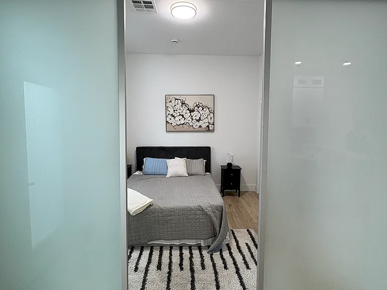 435 W Center Street Promenade — Photo 9