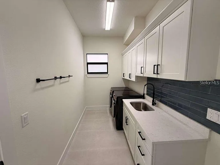 10426 Live Oak Rd — Photo 46