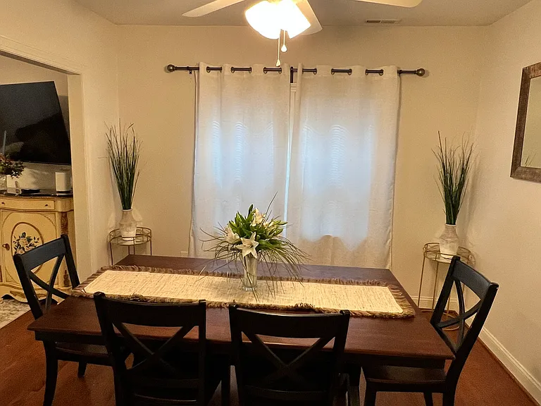 dinning table