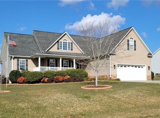 2959 Clear Ridge Dr, Trinity, NC 27370