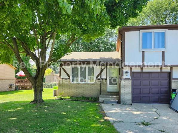 39443 Jefferson Ave, Harrison Township, MI 48045