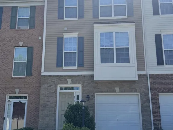 811 Carnaby St, Stafford, VA 22554