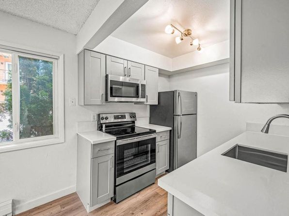 3750 SW 108th Ave APT 48