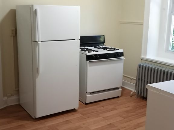 5th image of 720 New Paltz Rd #4