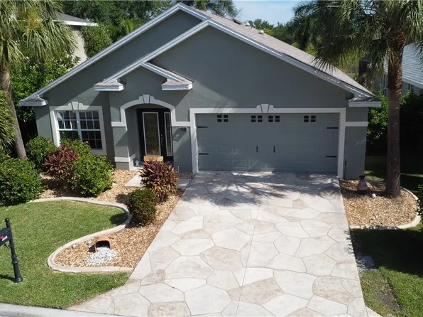 8860 Fawn Ridge Dr, Cape Coral, FL 33912