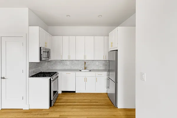 Rented by Brown Harris Stevens | media 11