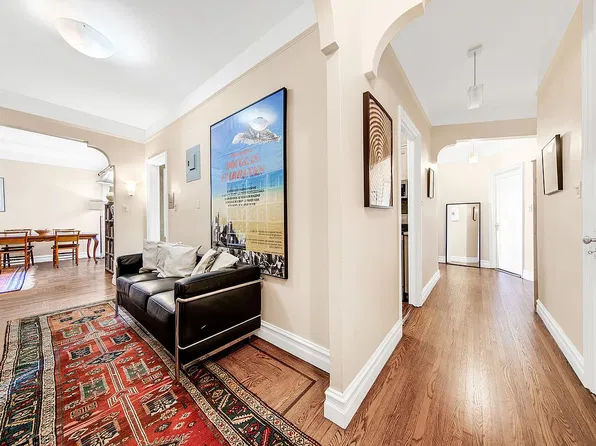 71 Ocean Pkwy APT 5N, Brooklyn, NY 11218