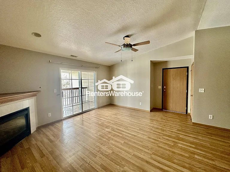 5924 Sutton Pl #10 — Photo 10