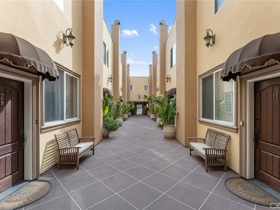 15014 Magnolia Blvd APT 1, Sherman Oaks, CA, 91403