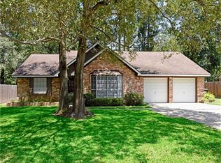 205 S Ridgeway Dr, Conroe, TX 77301