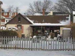 1039 Queen St, Pottstown, PA 19464