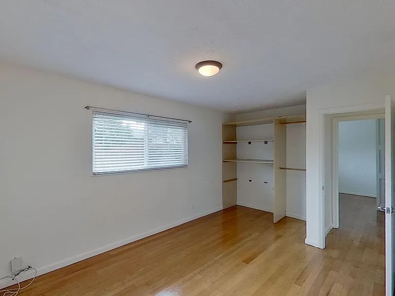 16402 Birdie Ln — Photo 9