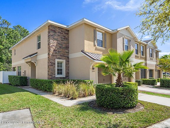 3rd image of 11954 Greengate Dr