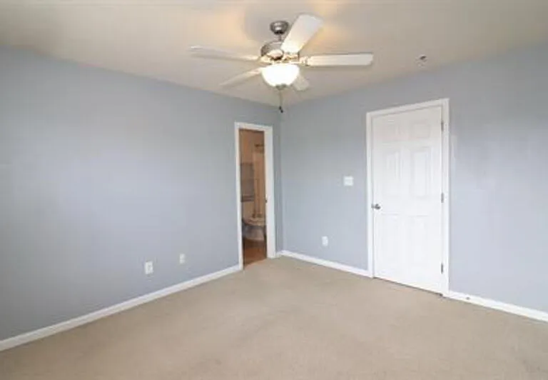 198 Collinwood Dr — Photo 19
