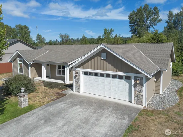 121 Broadmoor Street, Sequim, WA 98382