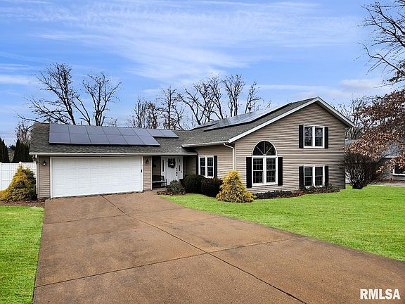 3rd image of 316 Pinecrest Dr