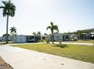 353 Mattie Ave, Fort Myers, FL 33908