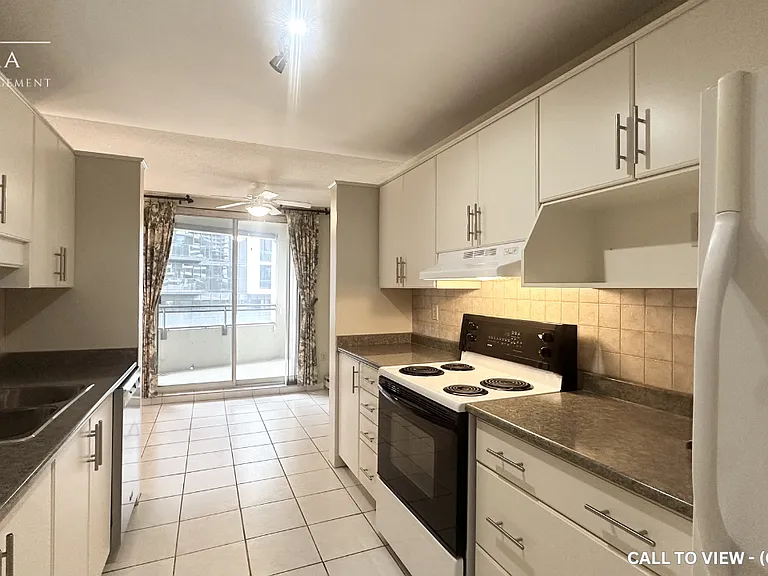 500 Talbot St #503 — Photo 2