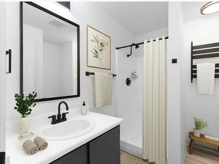 The Rosewood Apartments — Photo 3