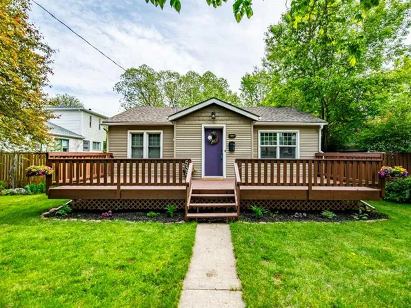 5333 W 42a Ave, Red Deer, AB T4N 3A6