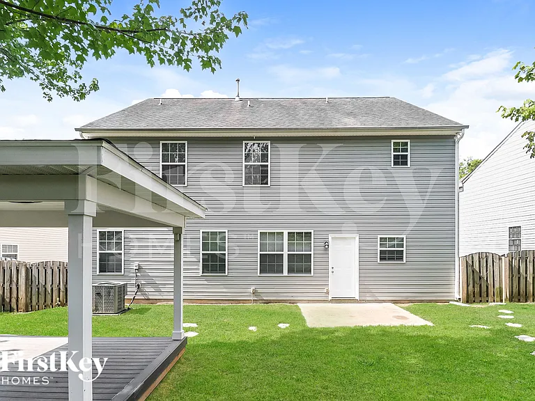 5602 Falkland Dr — Photo 18