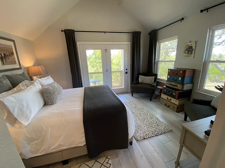 410 Redfield Rd — Photo 5