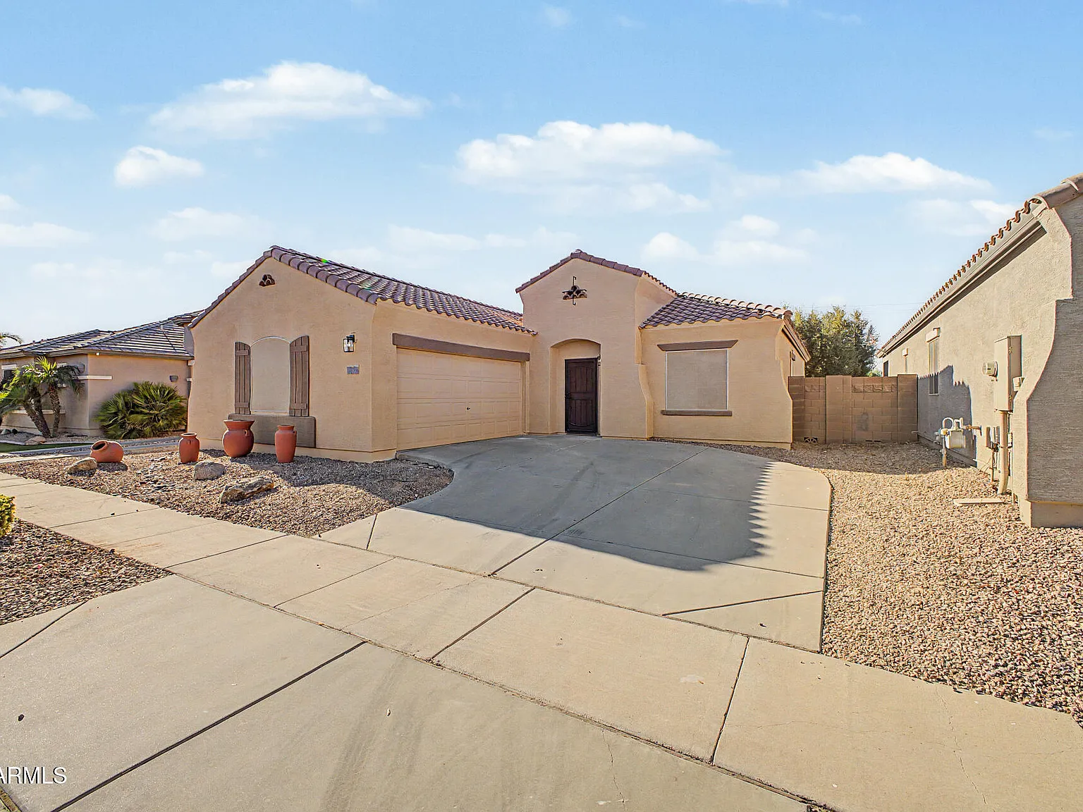 3 bed, 2.0 bath, 1379 sqft, $2,895 — Photo 2