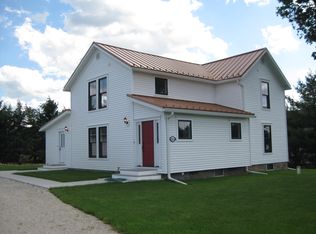 2233 Wiggins Rd, Fenton, MI 48430