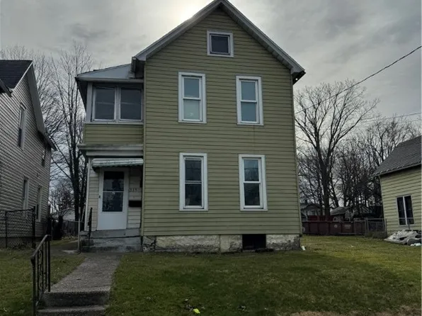 535 E 4th St, Erie, PA 16507