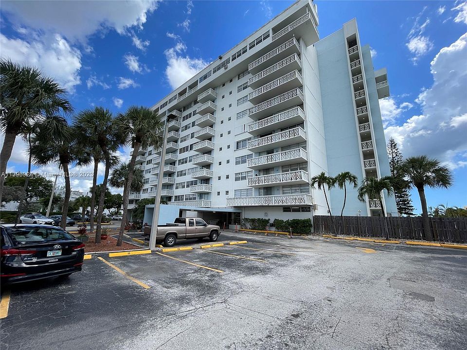 1st image of 13155 Ixora Ct APT 303