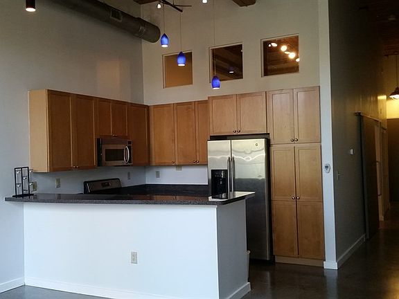 5th image of 400 Mills Ave Unit 124