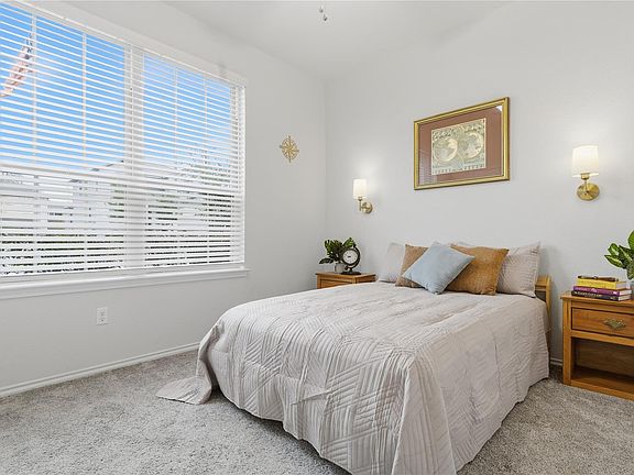 4th image of 167 Limonite Ln