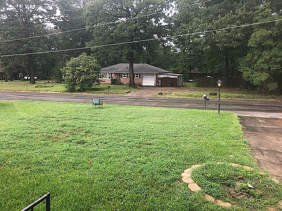 4th image of 102 Crestwood Dr