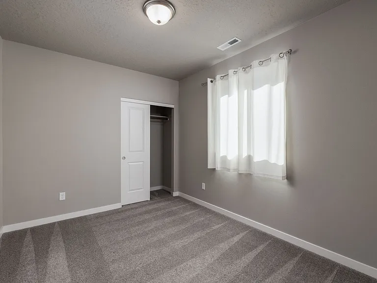 2557 NW Spruce Pl — Photo 13