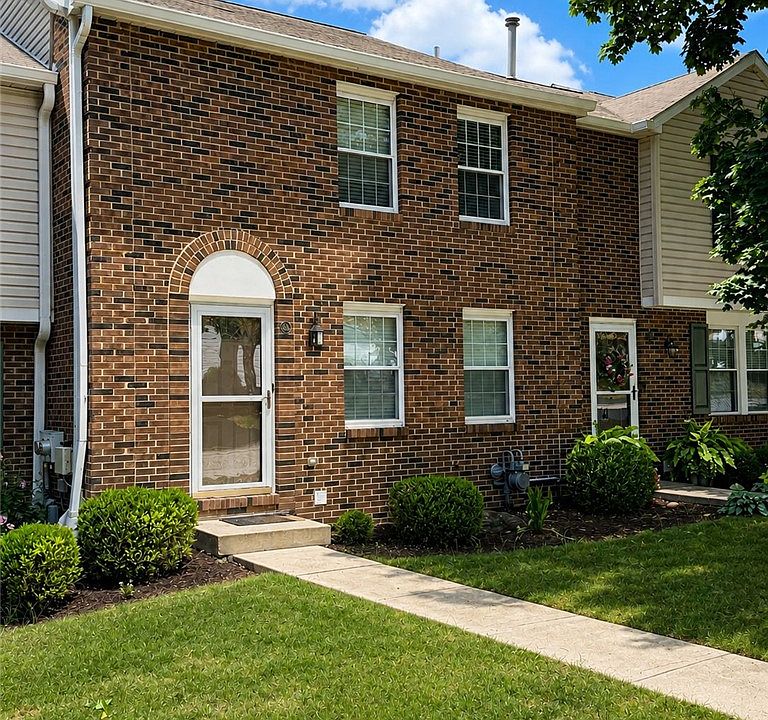 1st image of 330 Murrays Ln