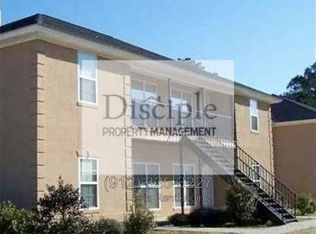22 E Dubois St #3B, Pembroke, GA 31321