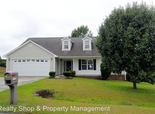 200 Weeping Hollow Ct, Jacksonville, NC 28546