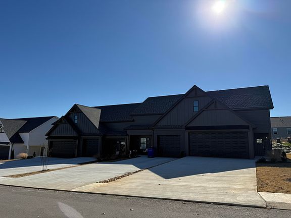 4th image of 3212 Green Turtle Ln NE Unit 12D