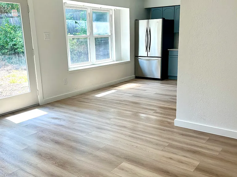 813 Panay Way Dr — Photo 8