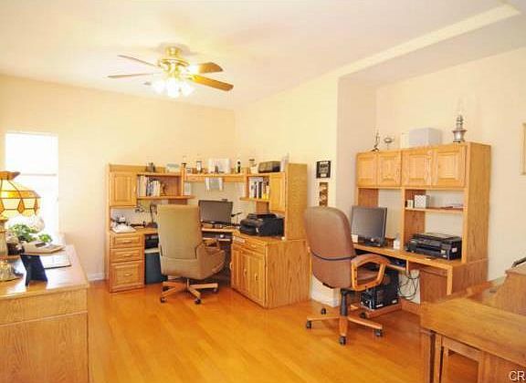 4th image of 40246 Colony Dr