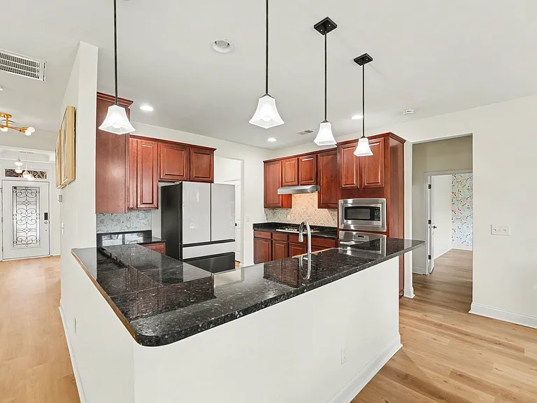 8312 Compton Acres Ln — Photo 8