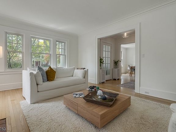 4th image of 5 Ardsley Rd